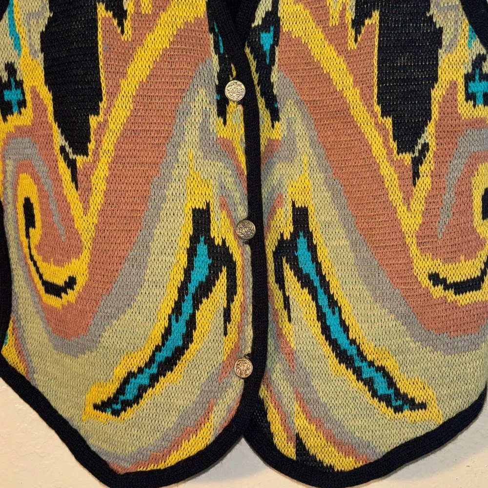 VINTAGE Fortune Knits Inc multicolor, unique pattern, brass button up knit V-n - Picture 4 of 8